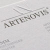 Signet Design geprägt mit Schriftzug Arte-Novis